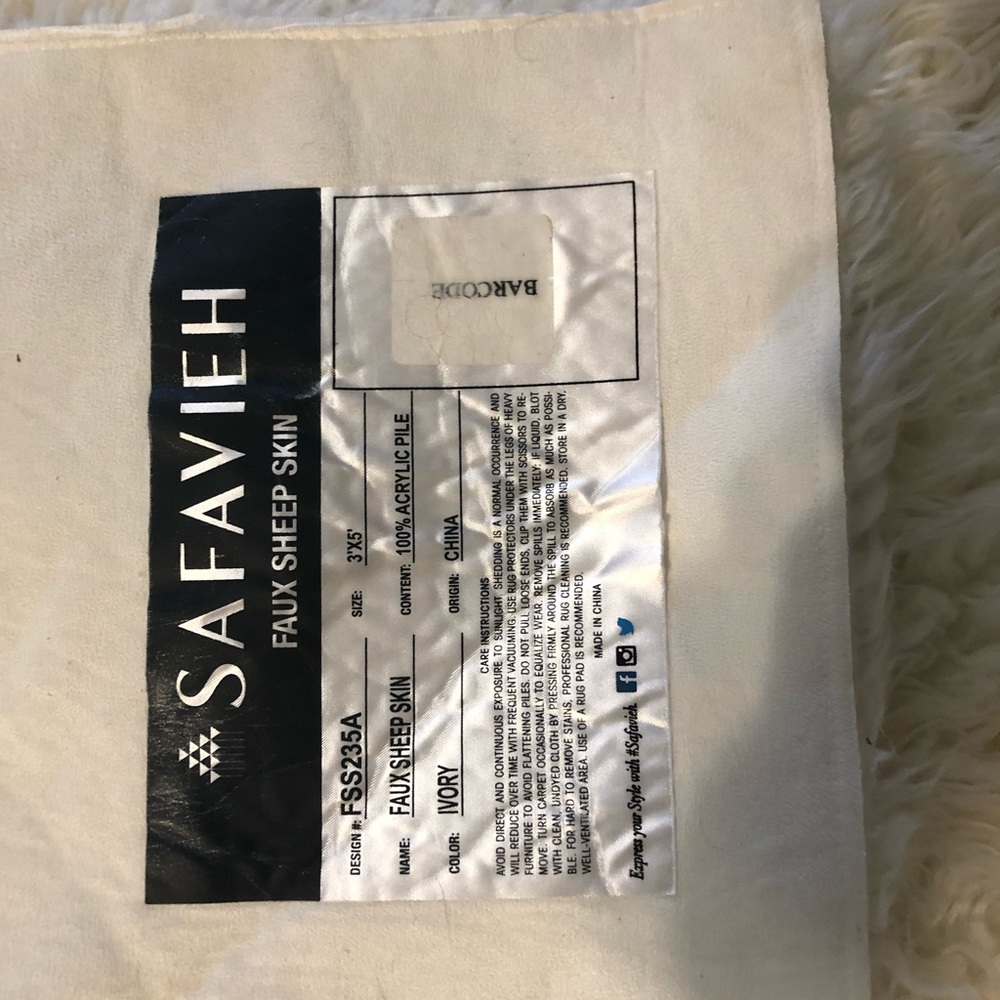 Faux sheep skin area rug